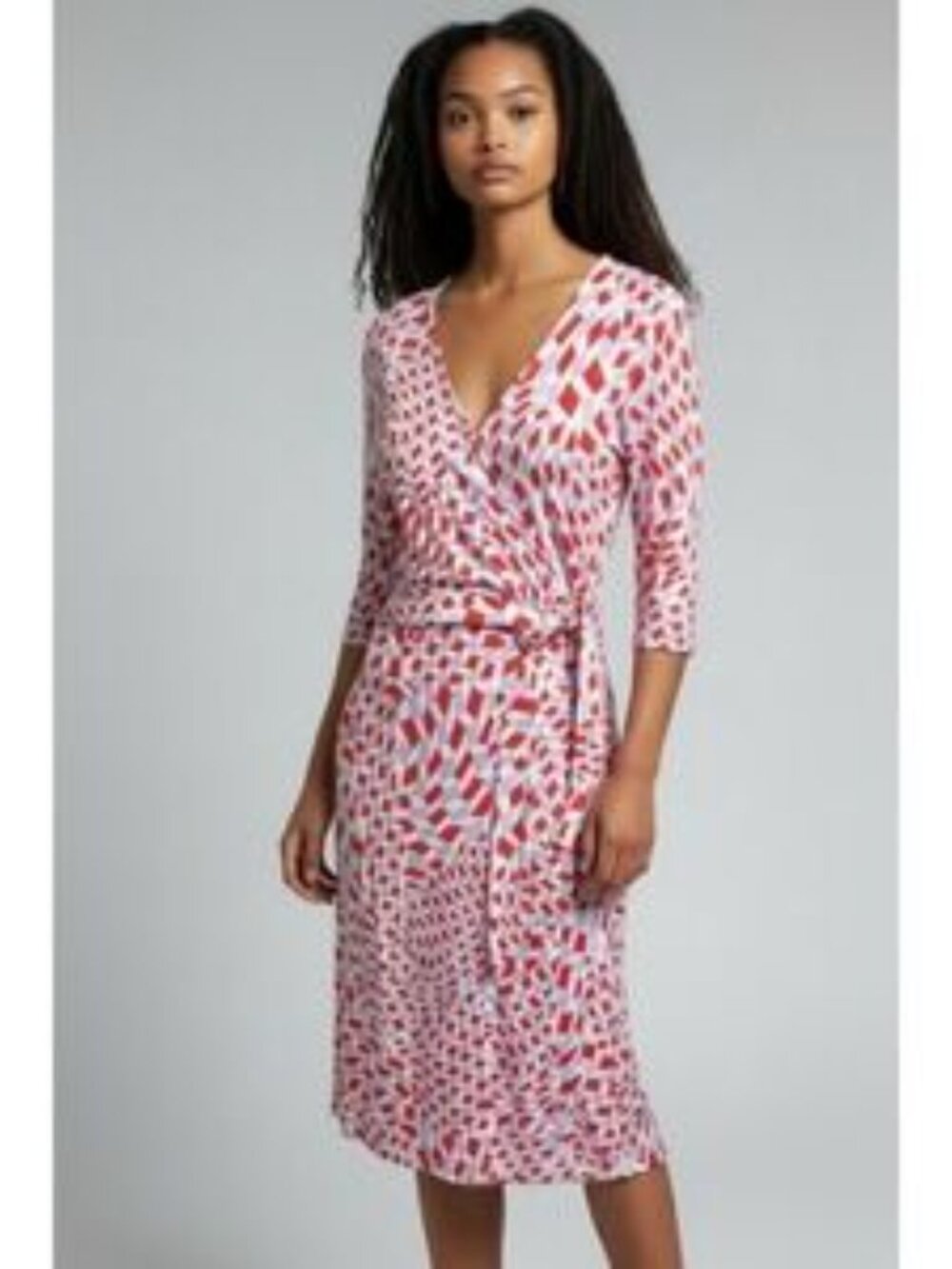 Classic DVF Wrap Dress - Picture 13 of 13